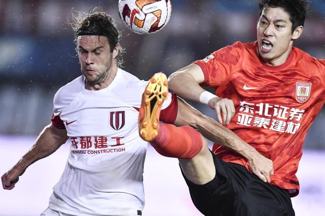 体育娱乐-泰山2024引援进入快车道 “沪漂”3人组北上济南府？