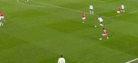 体育娱乐-【英联杯】拉什福德奔袭 韦霍斯特处子球 曼联3比0